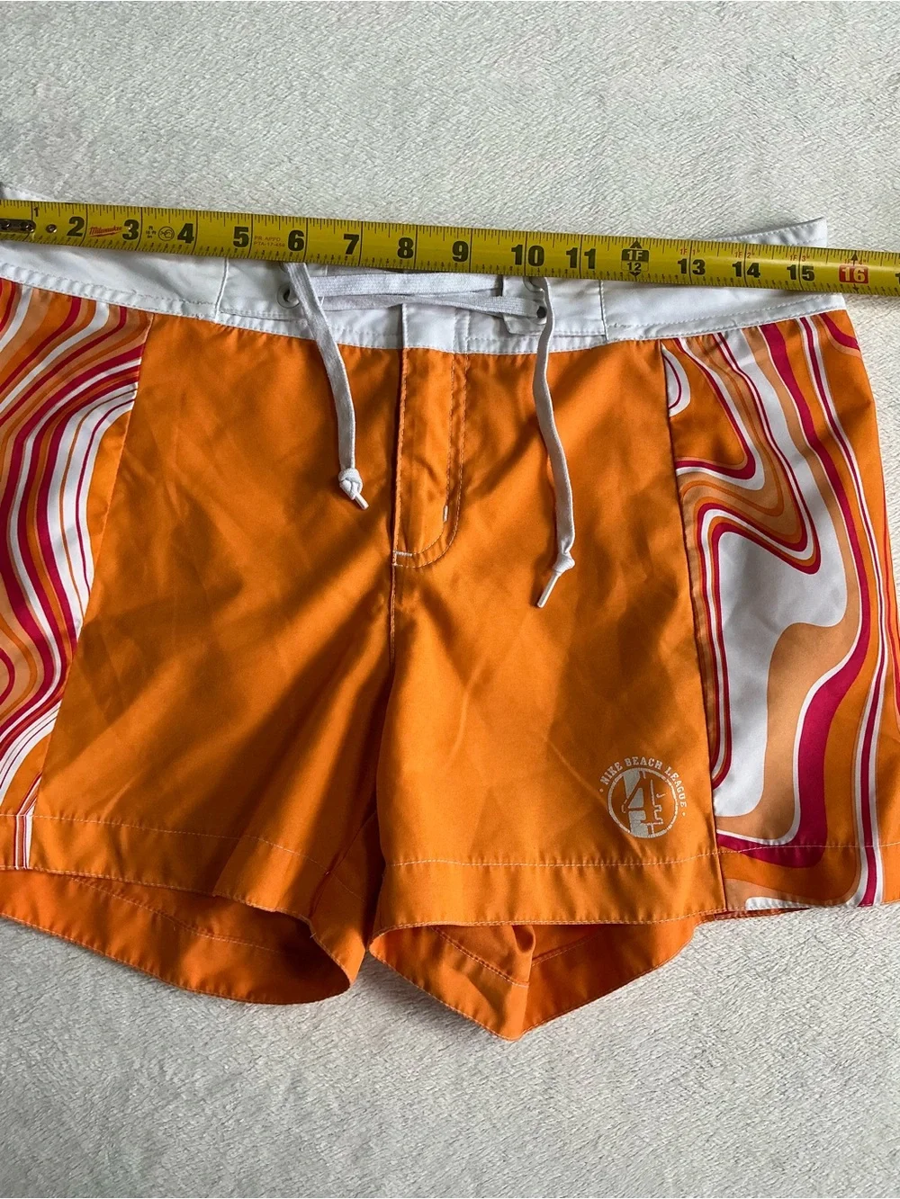 Nike Beach League Women's Swim Board Shorts Size Small 4-6 Orange Abstract